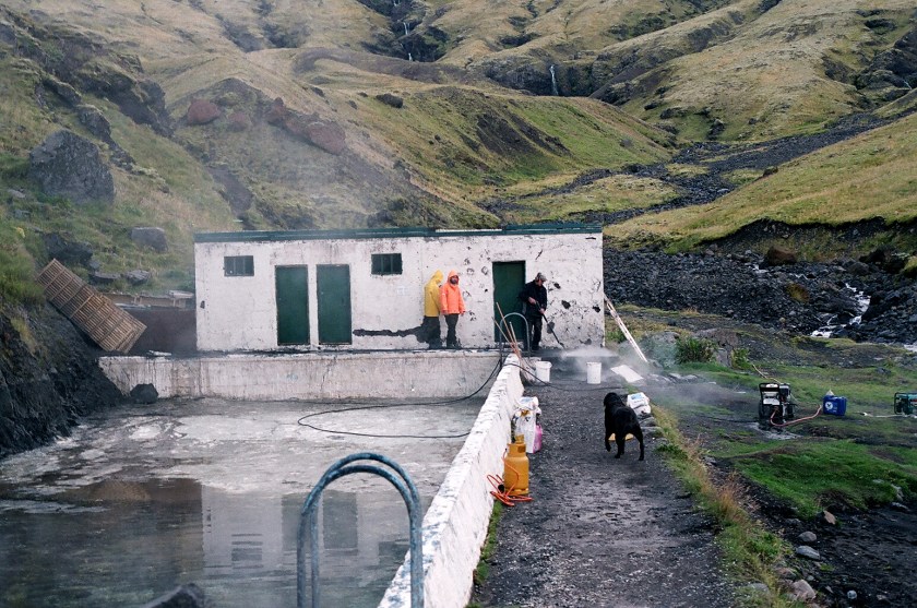 cramped up seljavallalaug