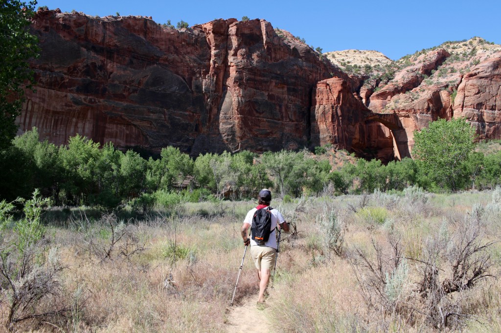 cramped up escalante hike 2