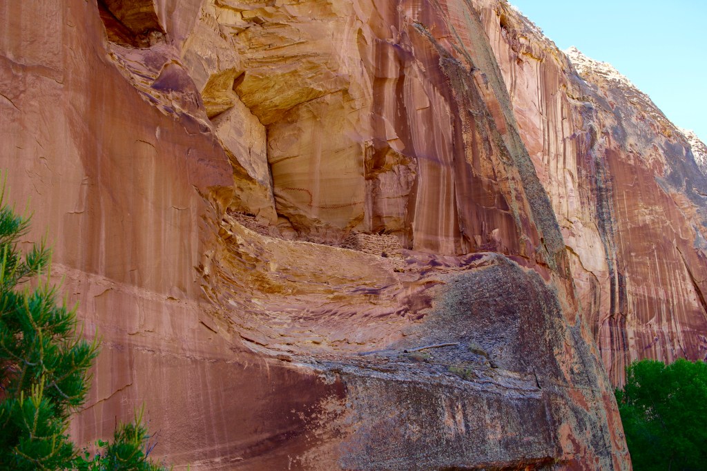 cramped up escalante hike 7